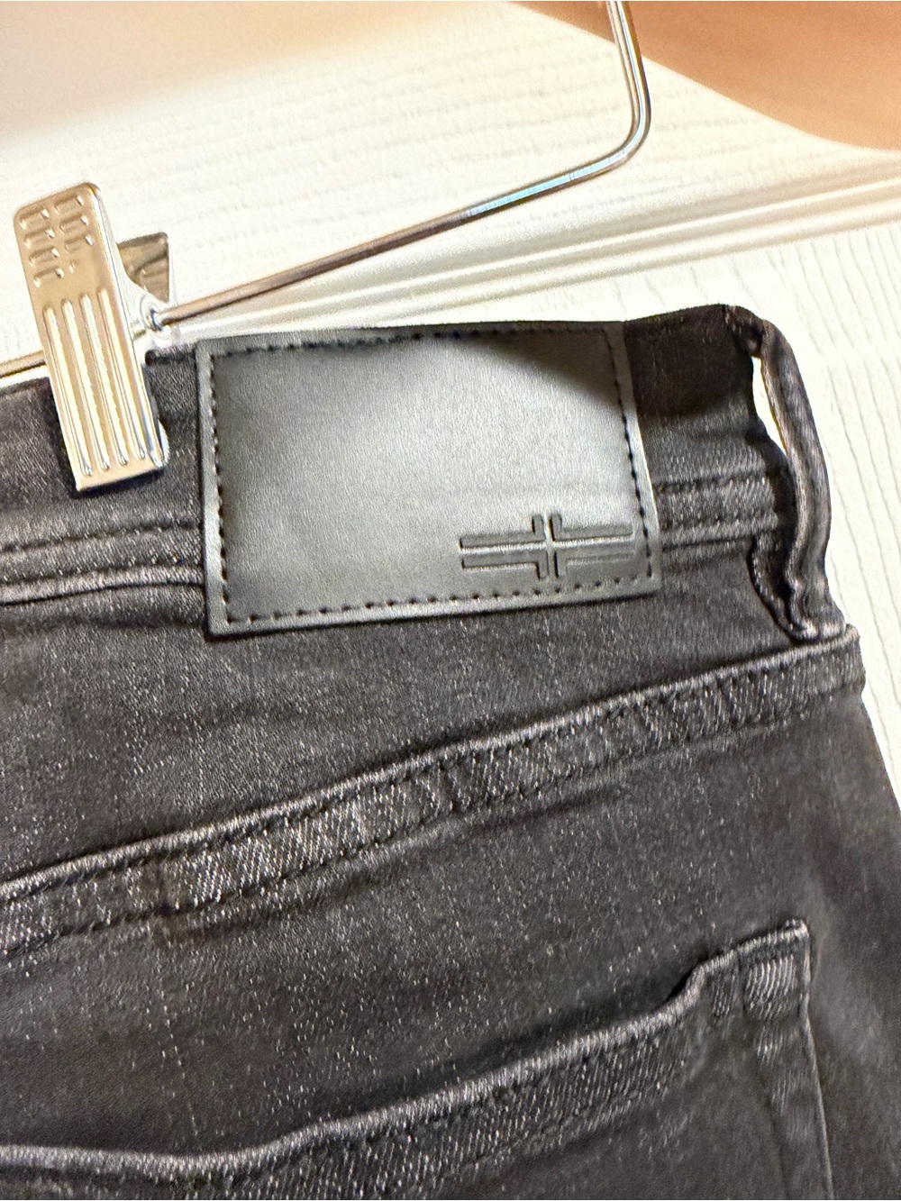 Liverpool Sutton Loose Straight Jeans 38x32 Black Eco NWT - Picture 6 of 10